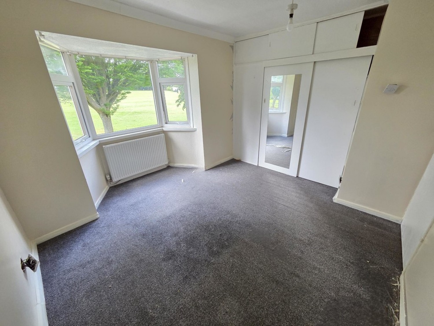 Peckett Close, Oakes