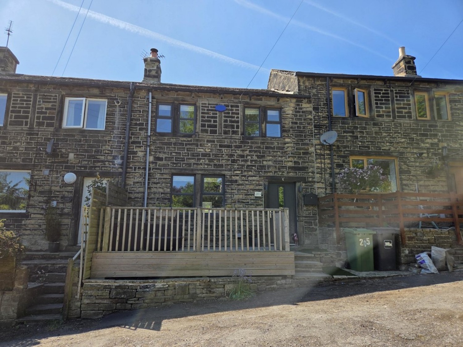 Huddersfield Road, Shelley