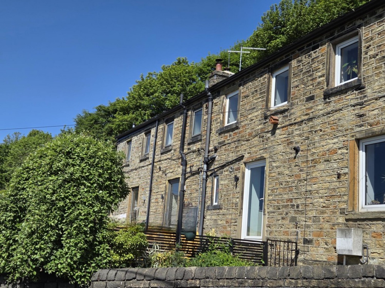 Near Bank, Shelley