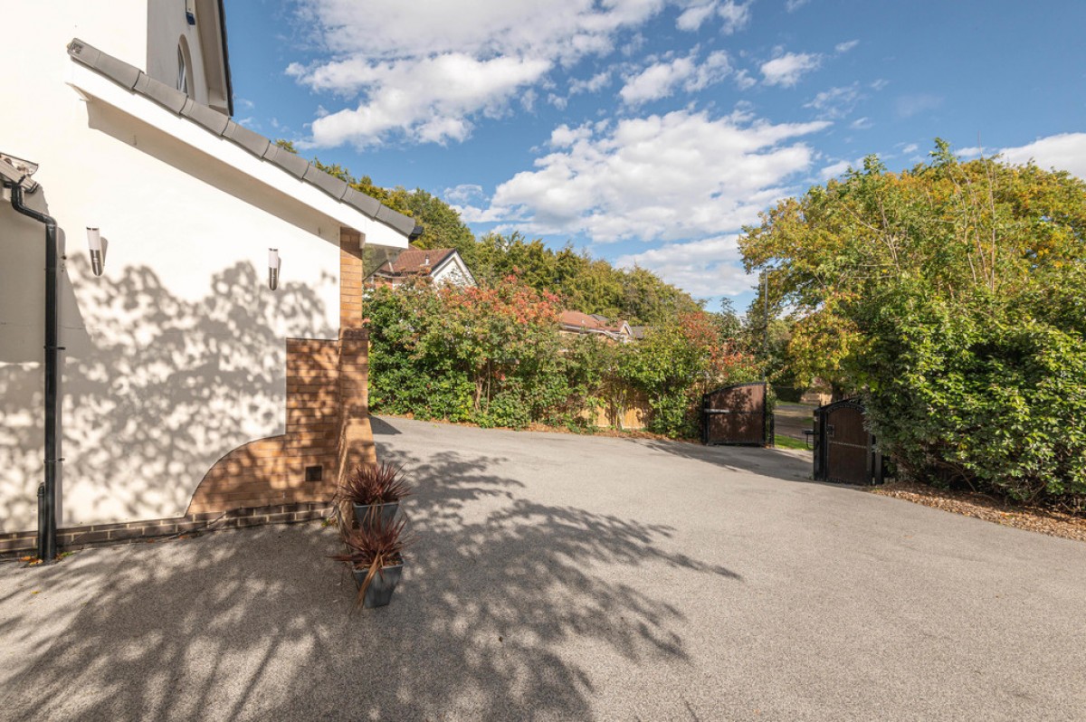 Bradfield Close, Bradley