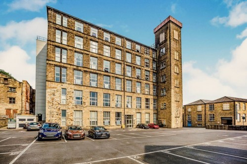 Savile Court, Milnsbridge