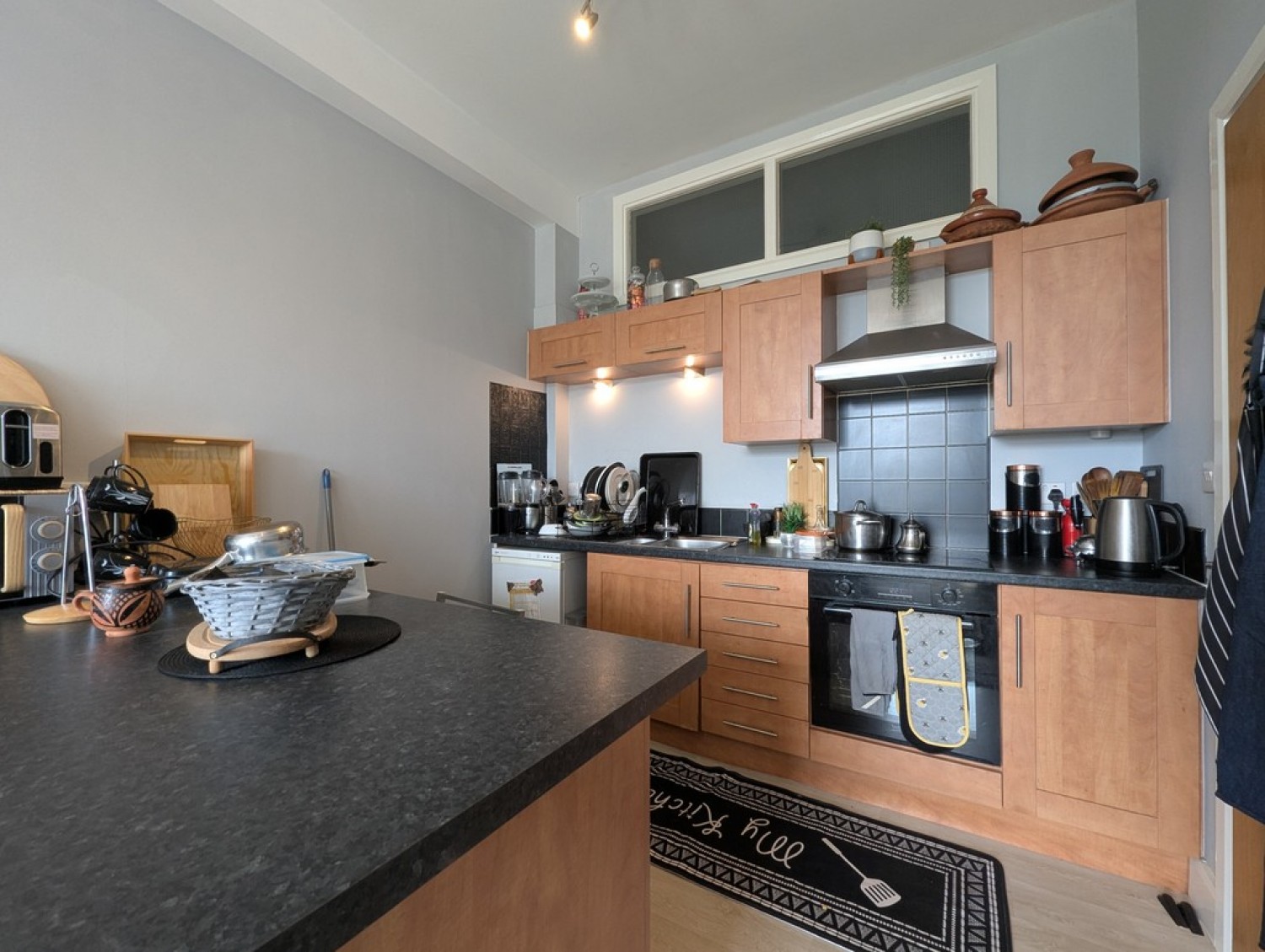 Savile Court, Milnsbridge