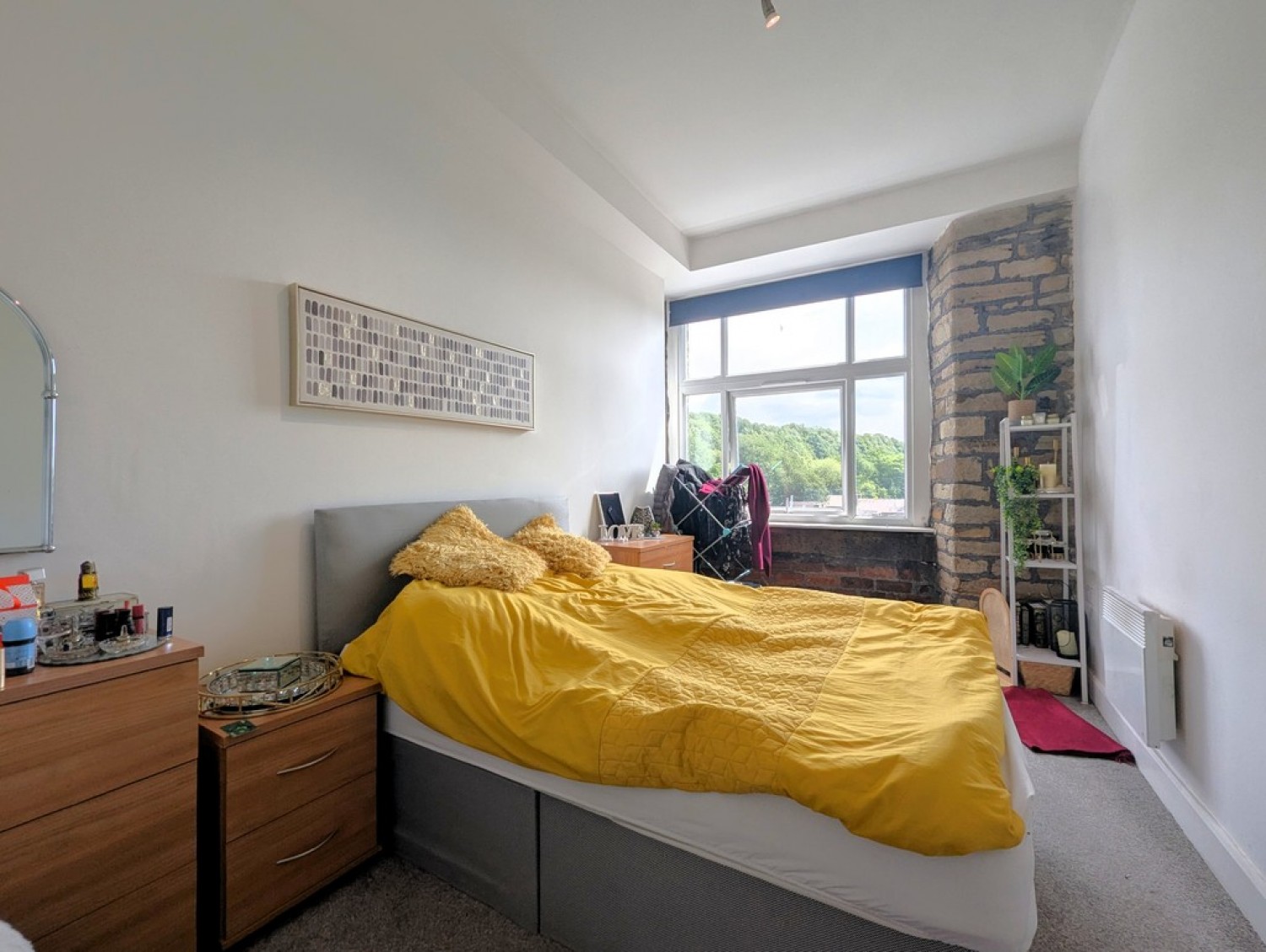Savile Court, Milnsbridge