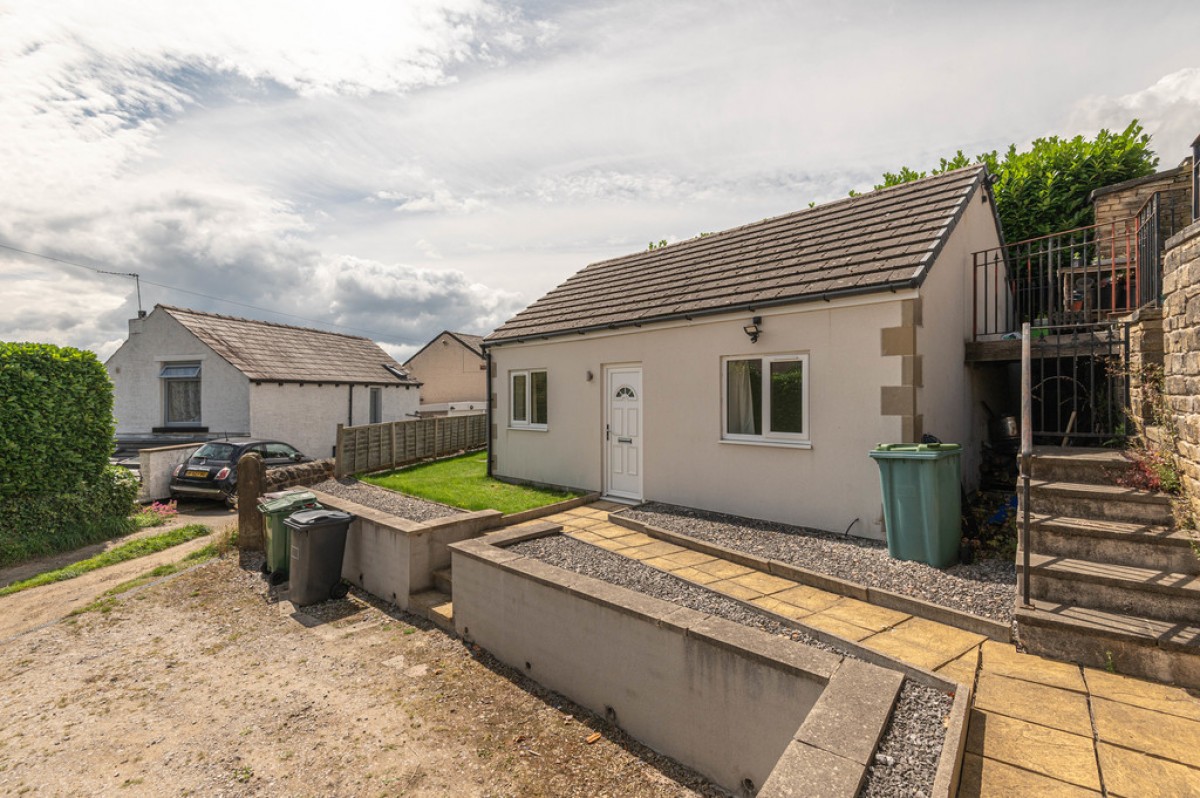 Station Road , Golcar