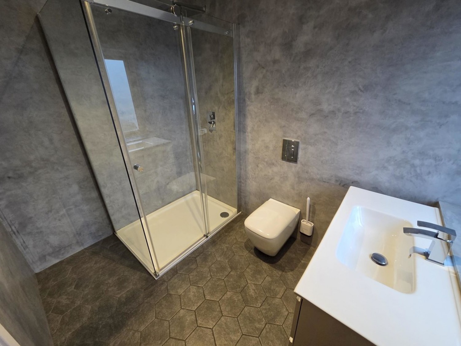 6 bedroom House in Lodge Lane, Liversedge