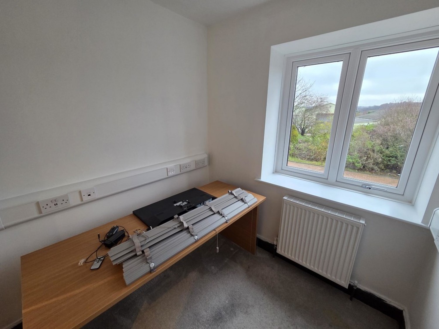 6 bedroom House in Lodge Lane, Liversedge