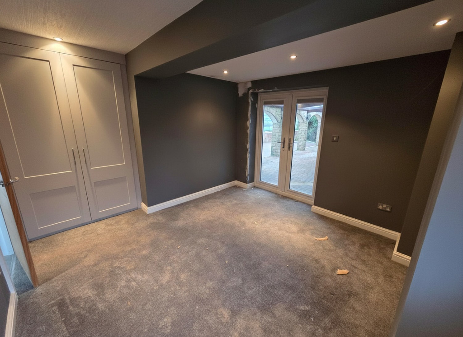 6 bedroom House in Lodge Lane, Liversedge