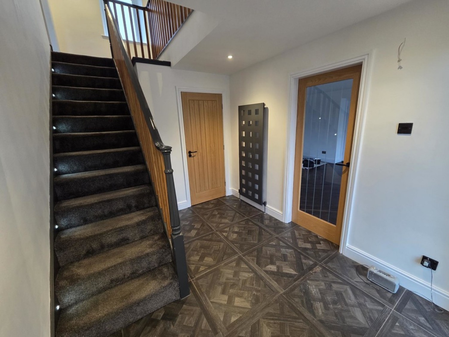 6 bedroom House in Lodge Lane, Liversedge