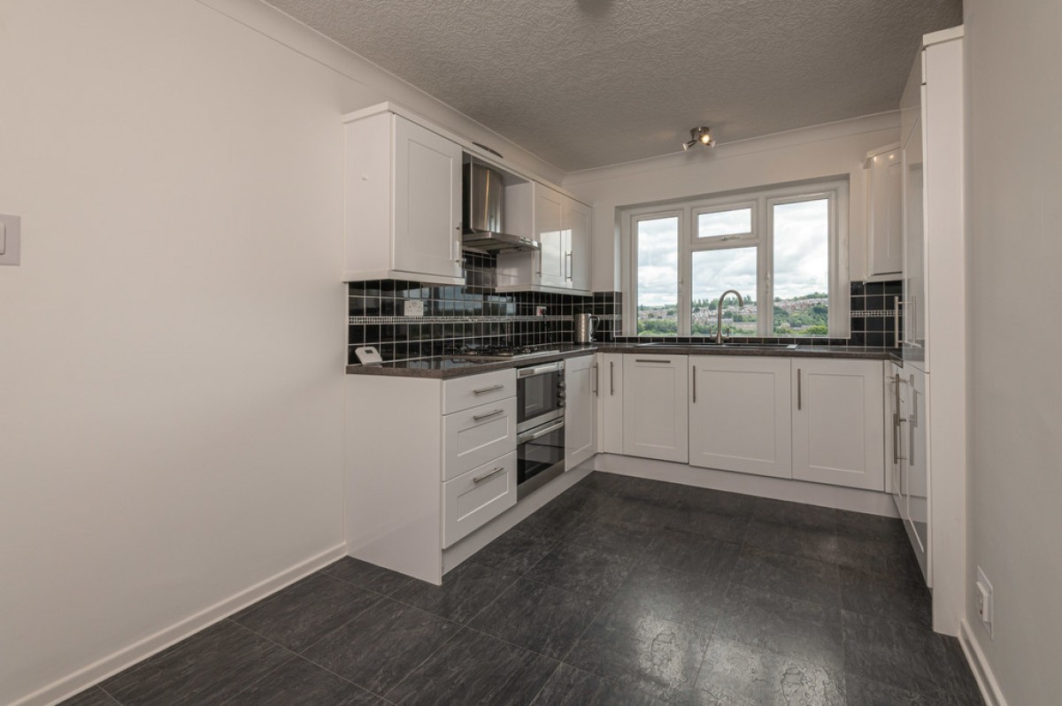 Heatherfield Road, Marsh