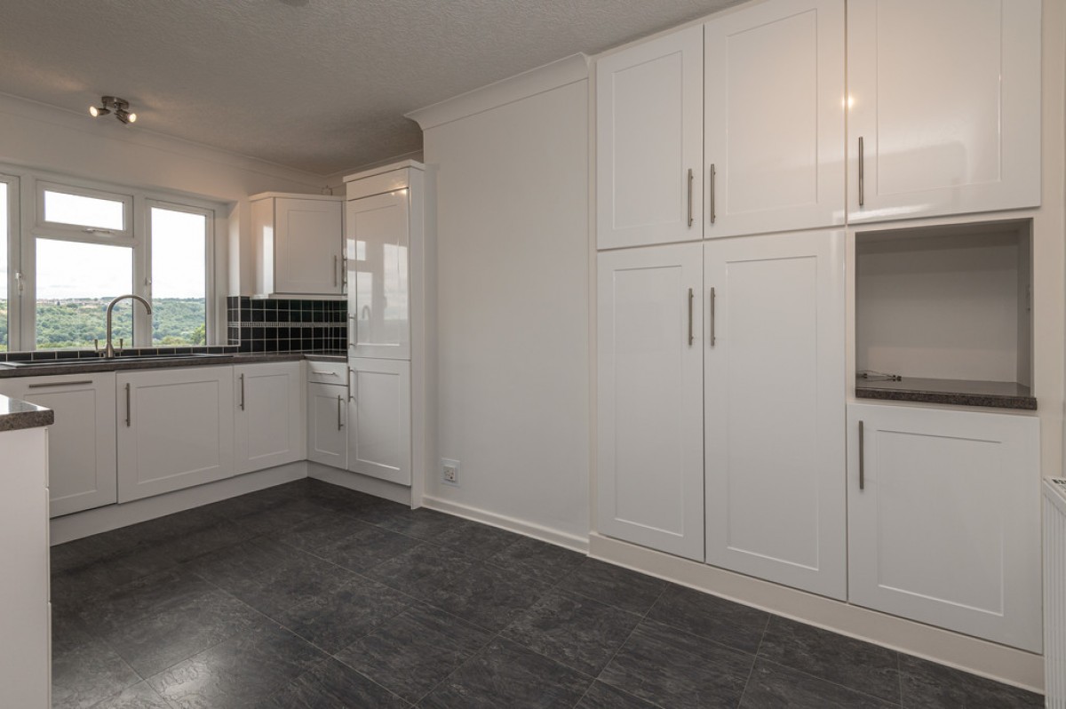 Heatherfield Road, Marsh