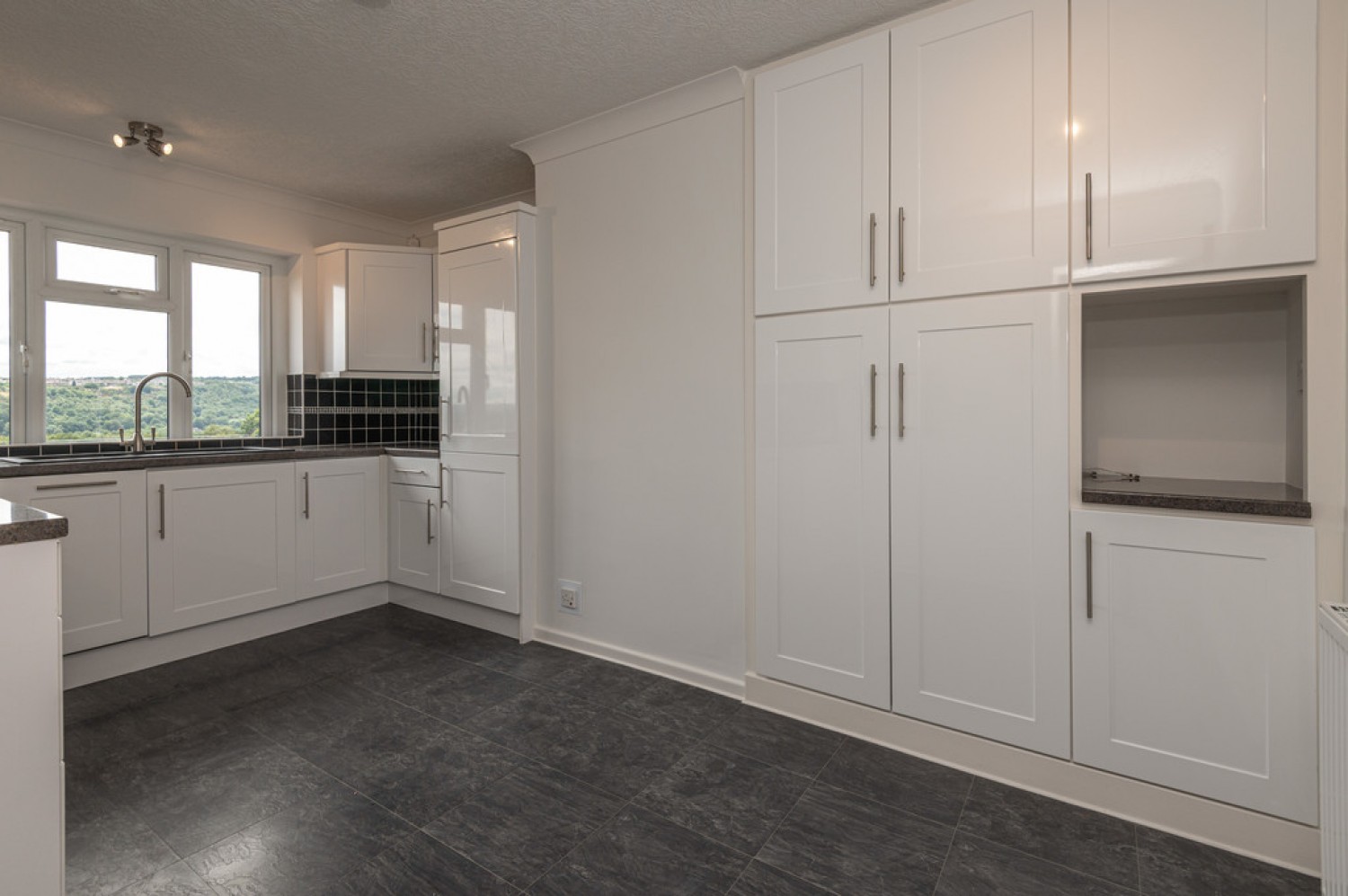 Heatherfield Road, Marsh