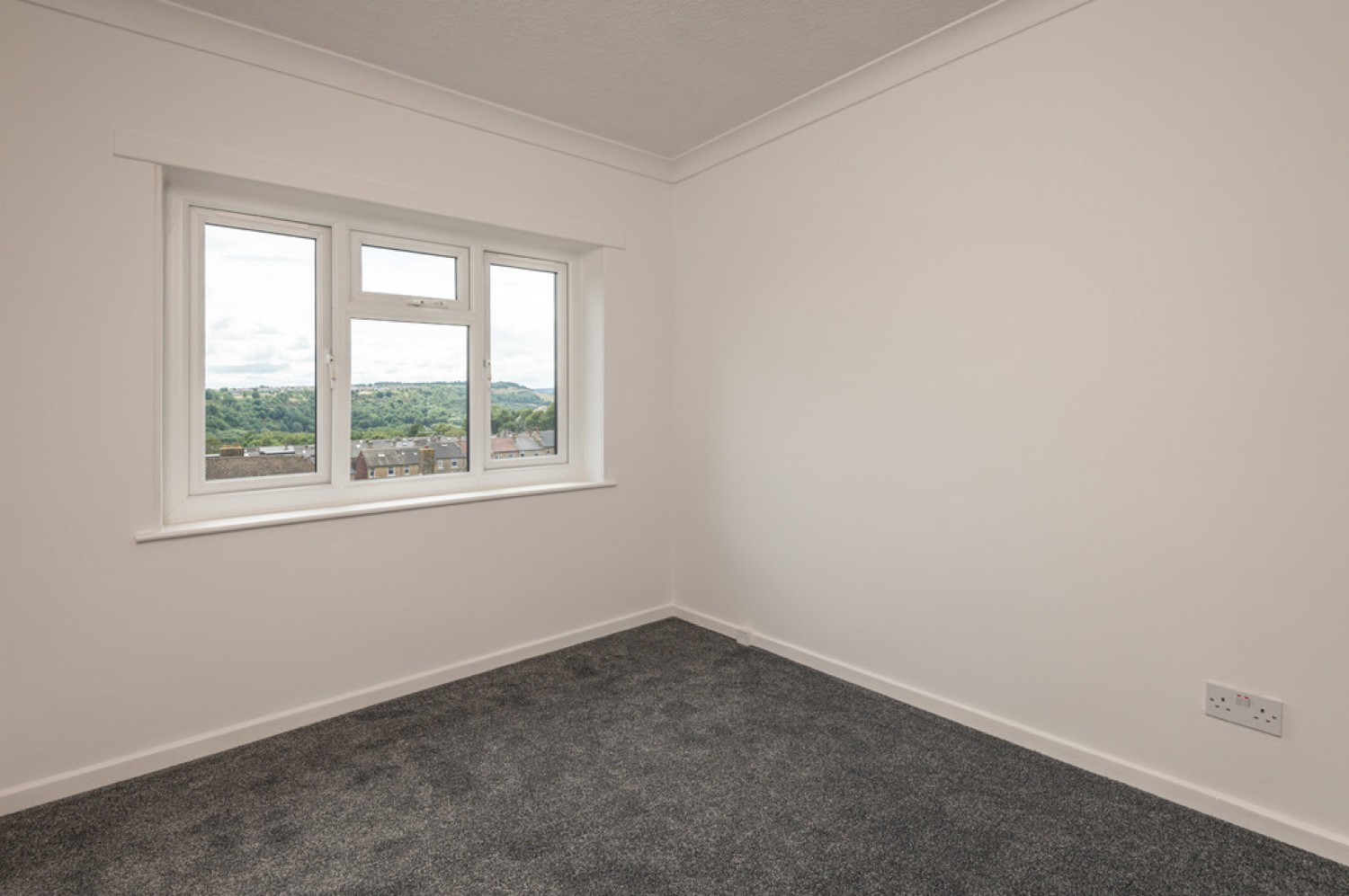 Heatherfield Road, Marsh