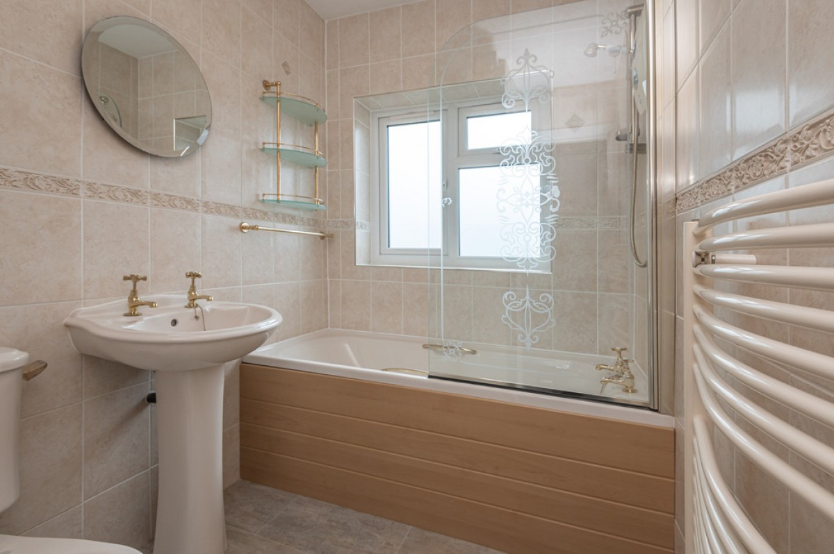 Heatherfield Road, Marsh