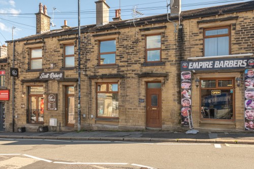 North Road, Kirkburton