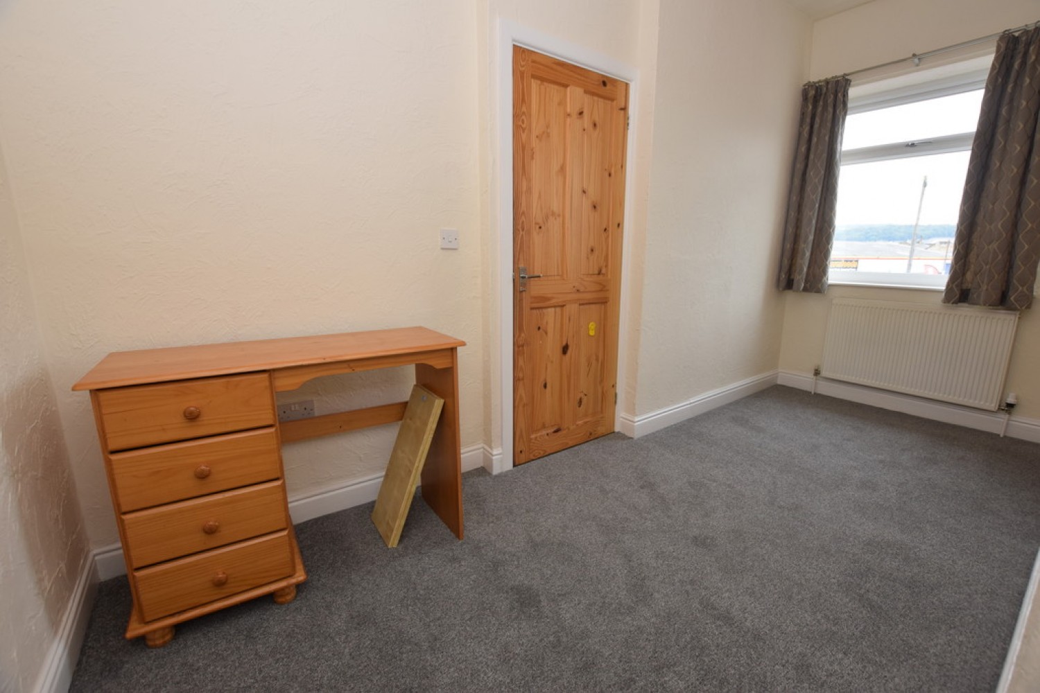 3 bedroom House for Letting Lower Fitzwilliam Street, Huddersfield