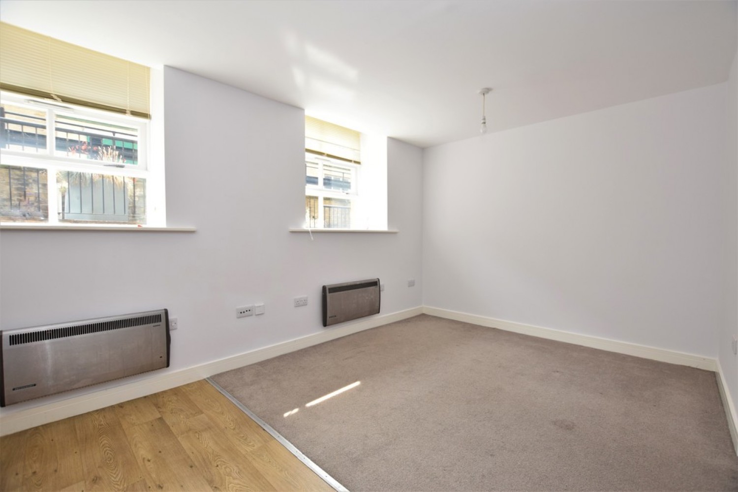 1 bedroom Flat for Letting The Park, Kirkburton