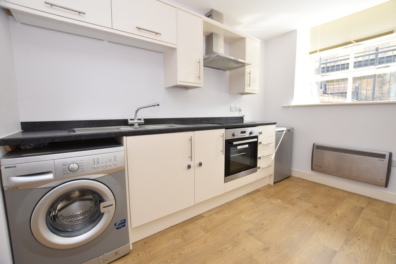 1 bedroom Flat for Letting The Park, Kirkburton