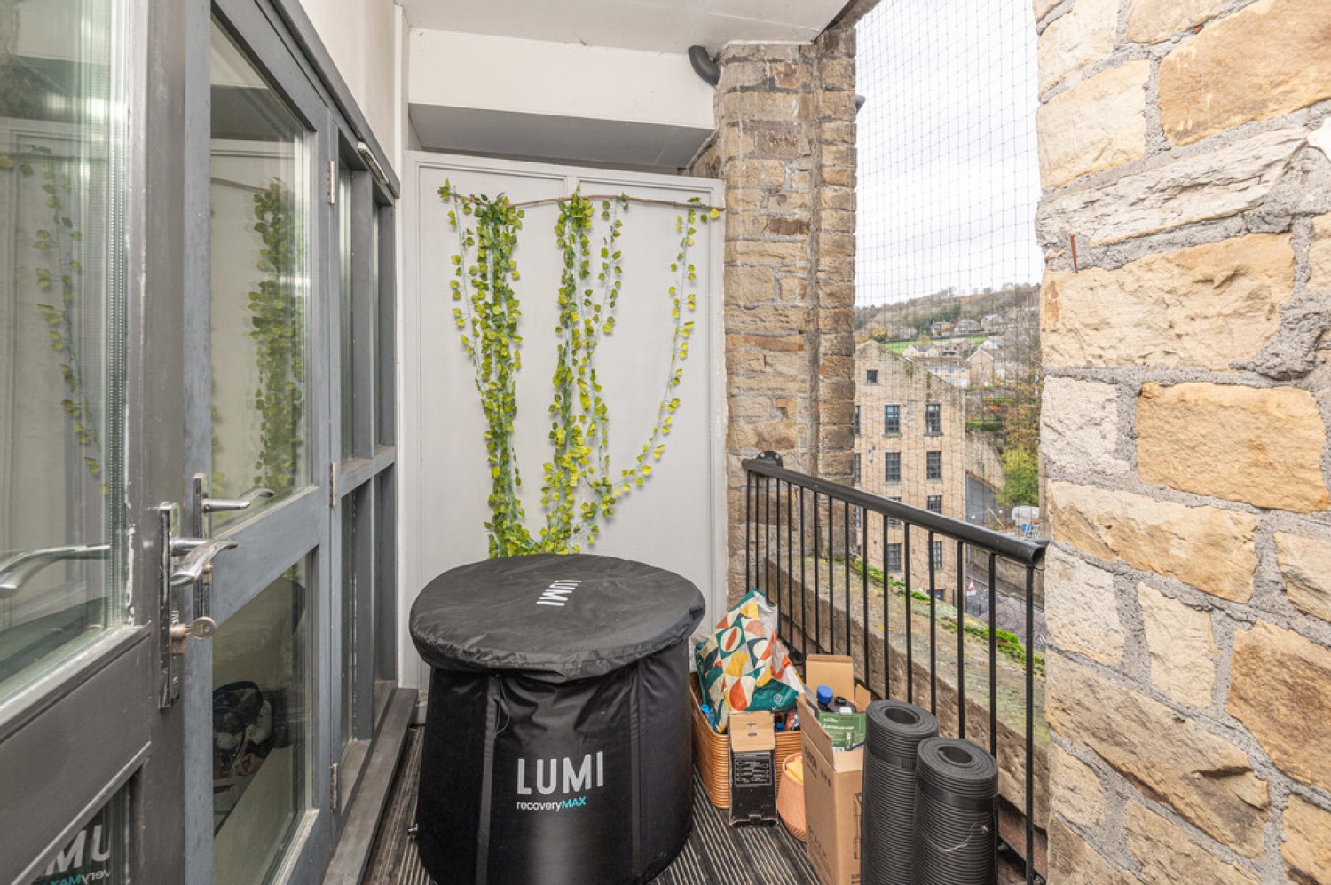 1 bedroom Flat for Sale Quarry Bank Mill, Huddersfield