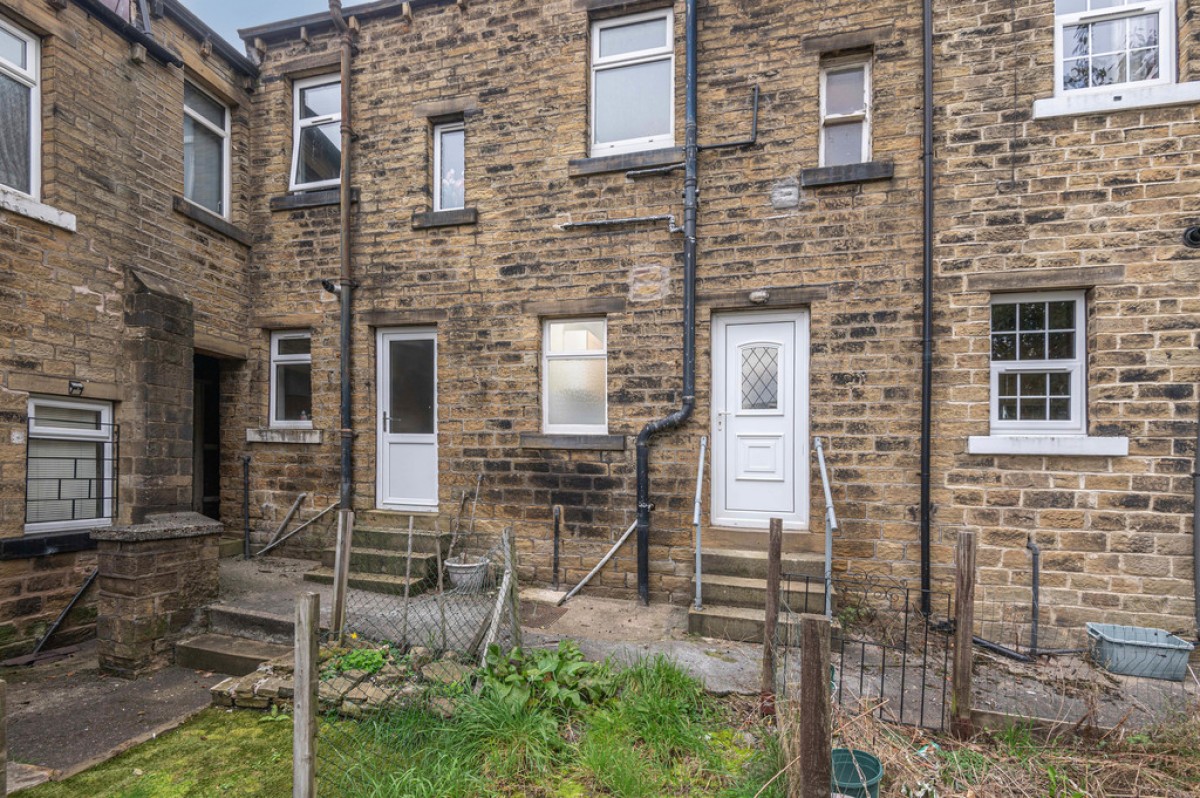 Cowslip Street, Paddock