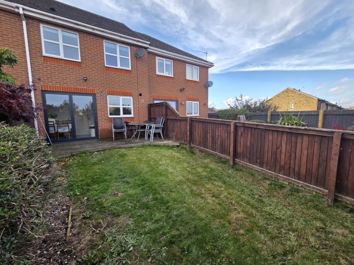 Greenfield Crescent, Grange Moor