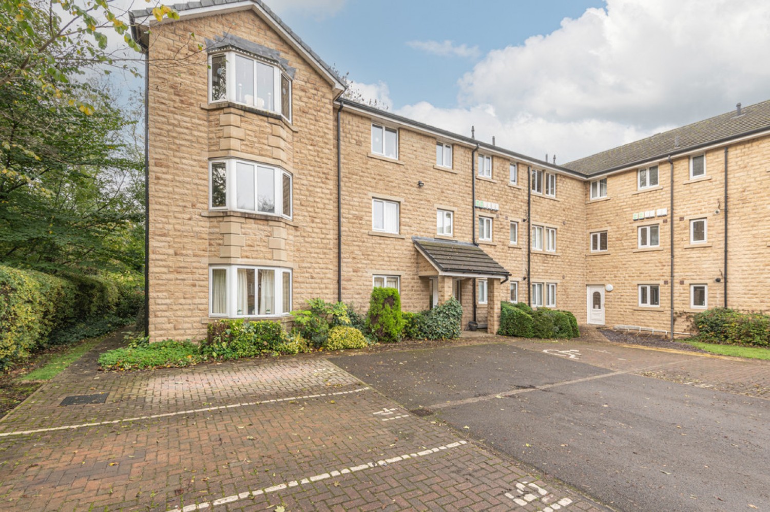 Kings Mill Lane, Aspley, Huddersfield