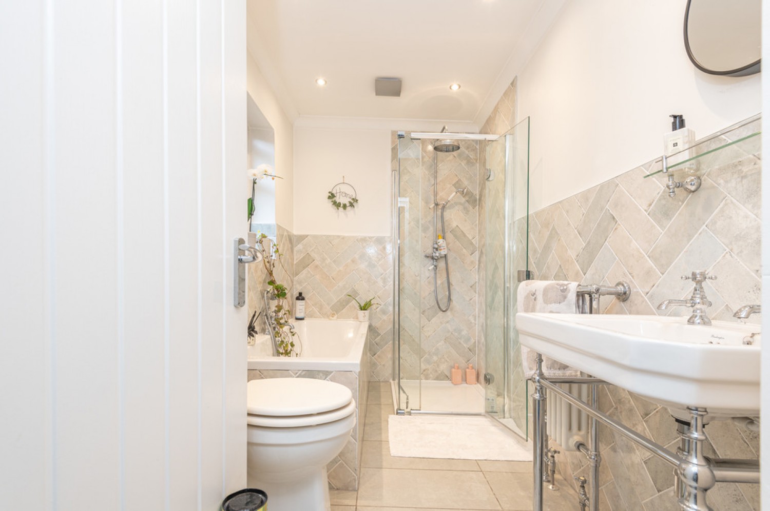 2 bedroom House in Dalton Bank Road, Colne Bridge