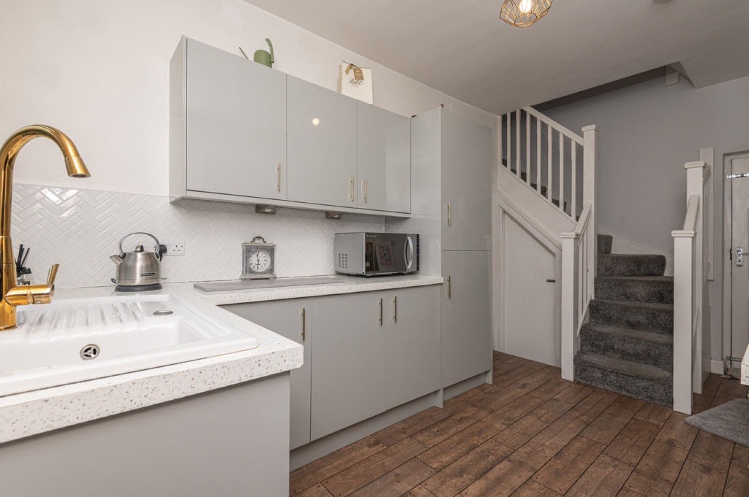 2 bedroom House in Dalton Bank Road, Colne Bridge