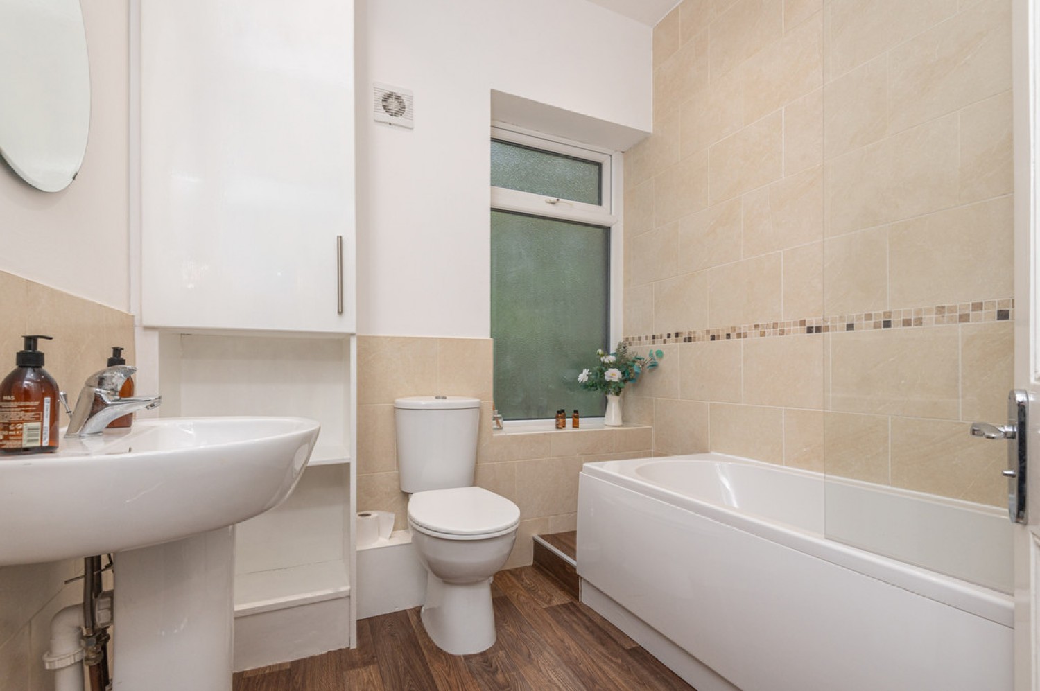 2 bedroom House for Sale Smithy Carr Lane, Brighouse