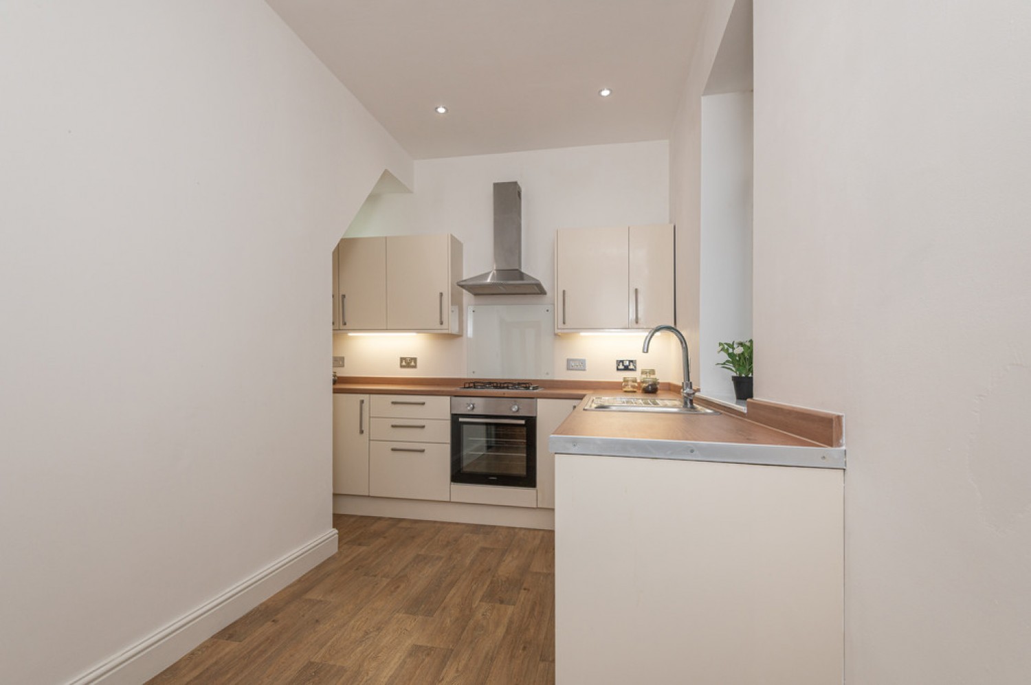 2 bedroom House for Sale Smithy Carr Lane, Brighouse