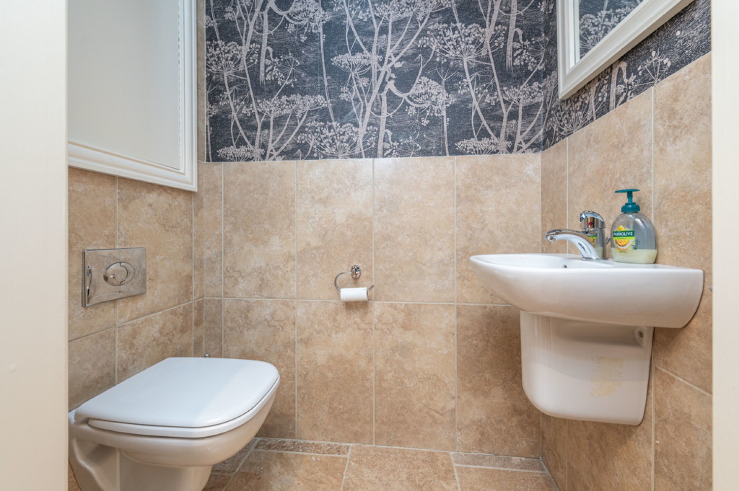 3 bedroom House for Sale Moorfield Farm, Honley