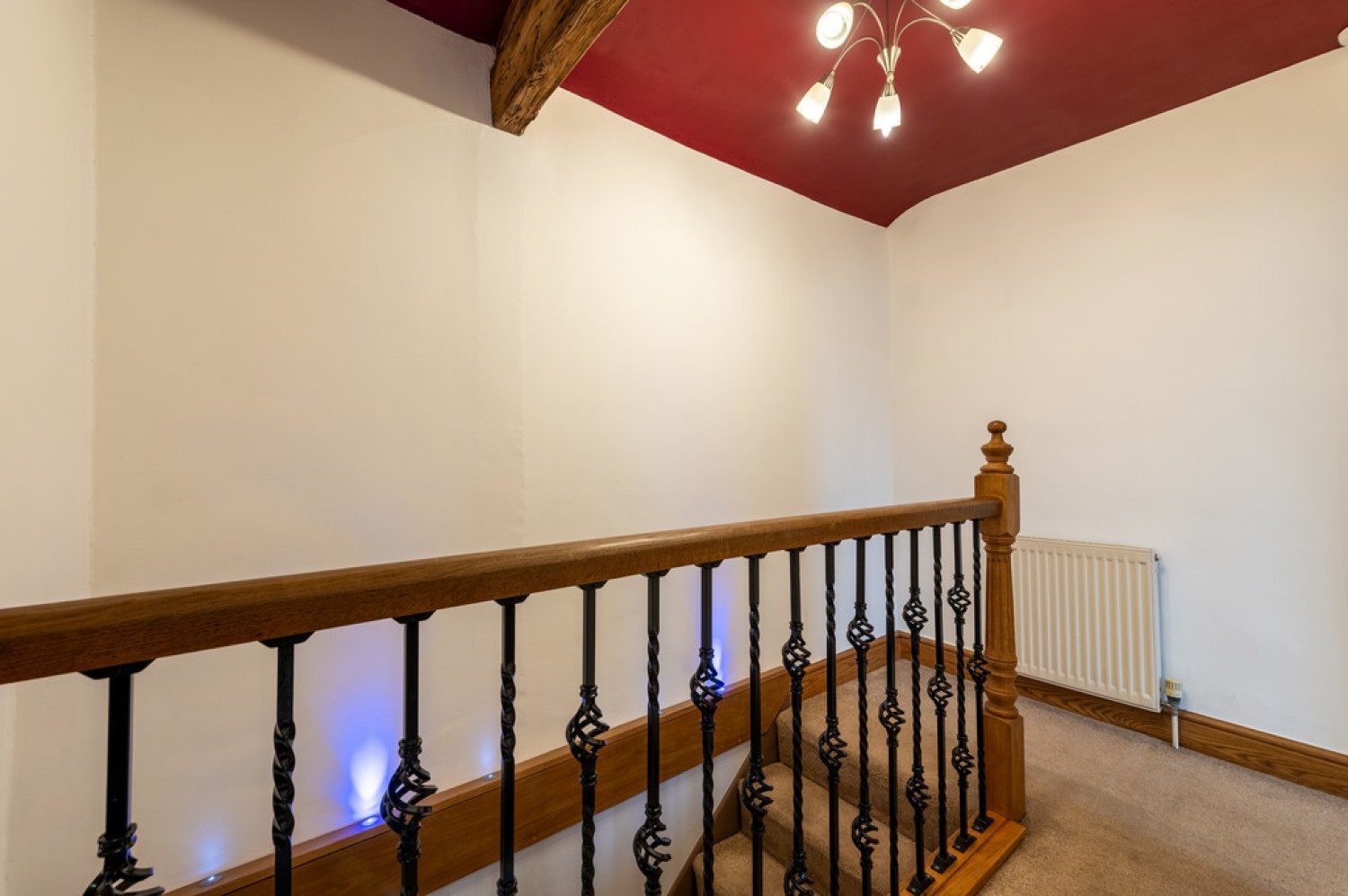 2 bedroom House in New Hey Road, Outlane