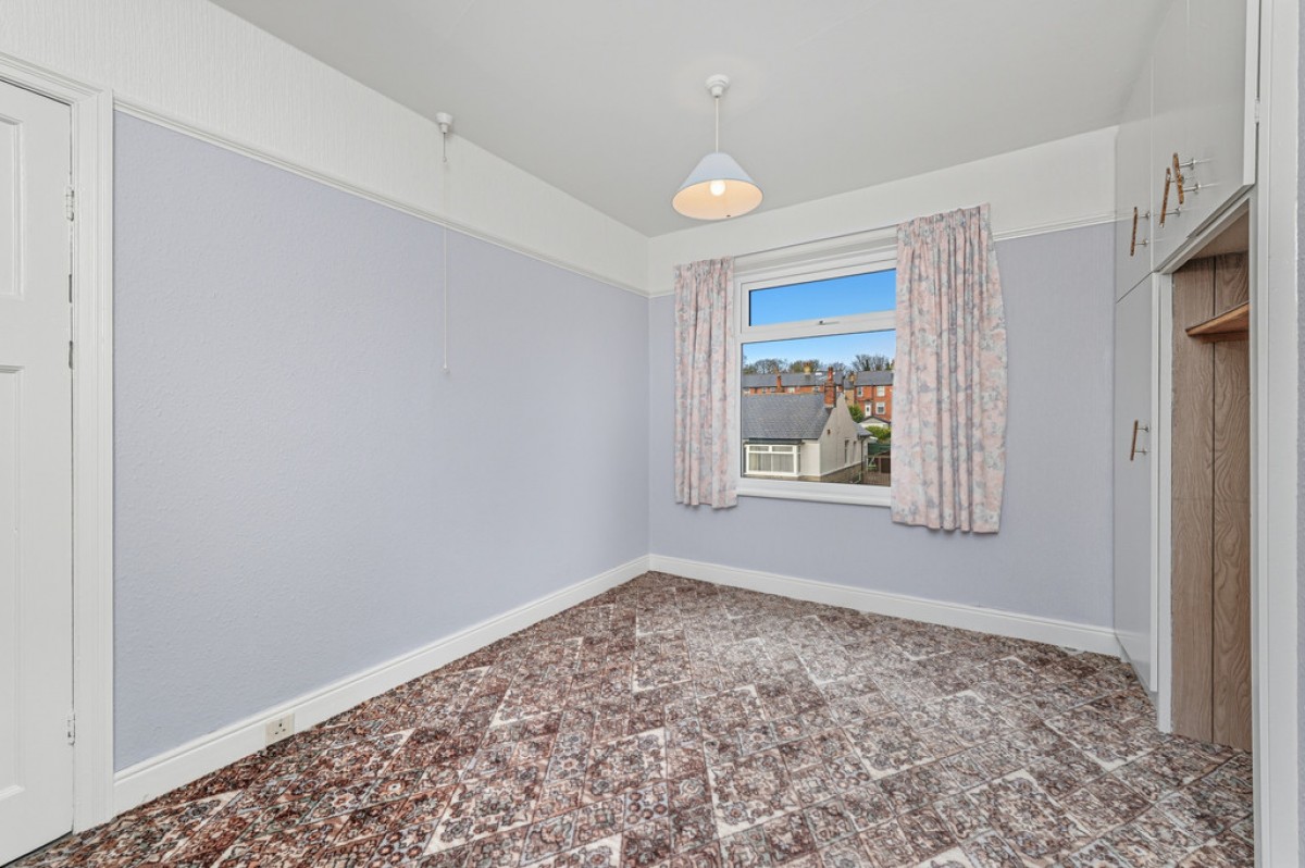 Ingfield Avenue, Dalton