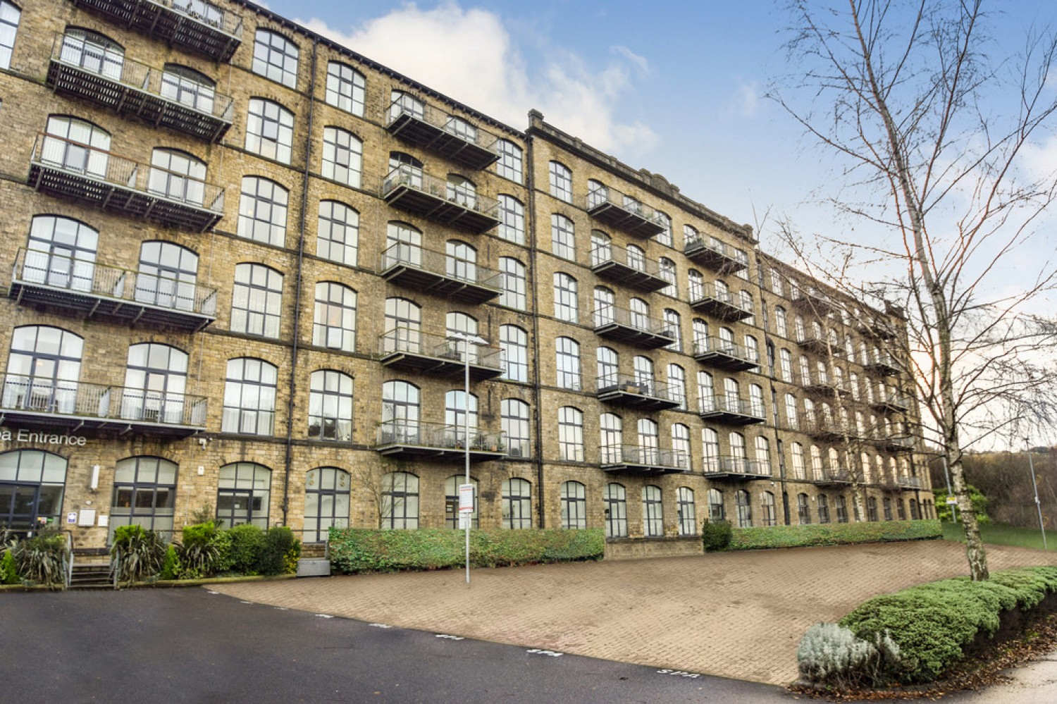 Titanic Mill, Linthwaite