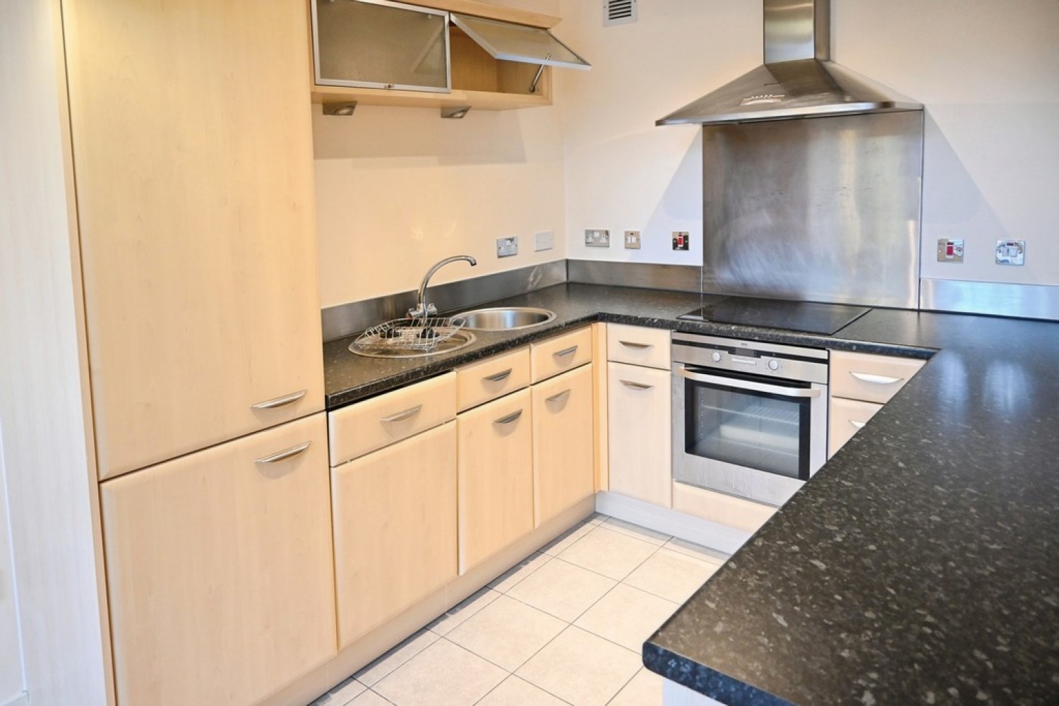 Titanic Mill, Linthwaite