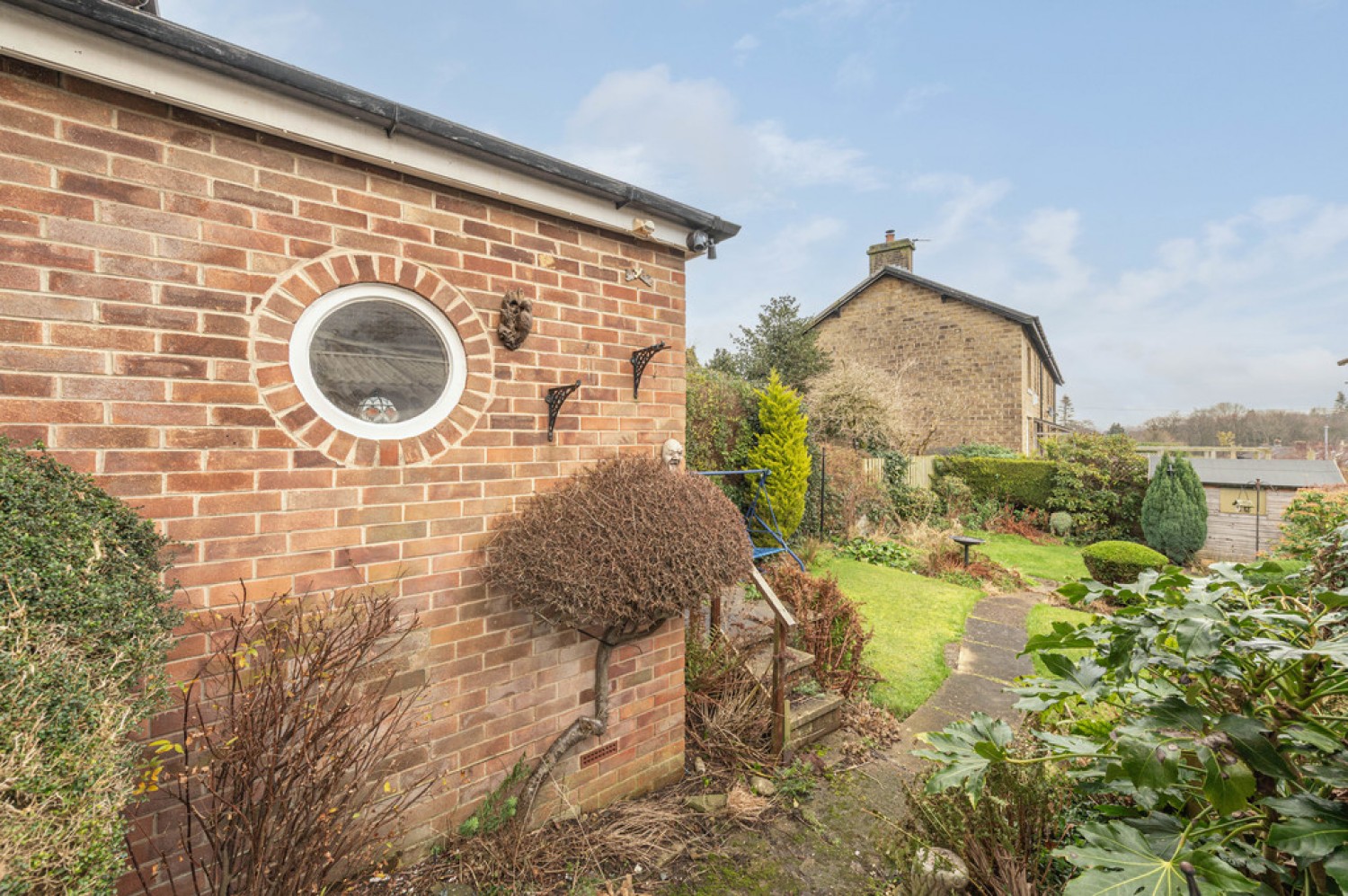 3 bedroom House in Hebble Mount, Meltham