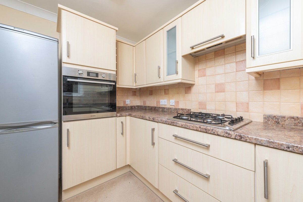 St Johns Court, Lepton