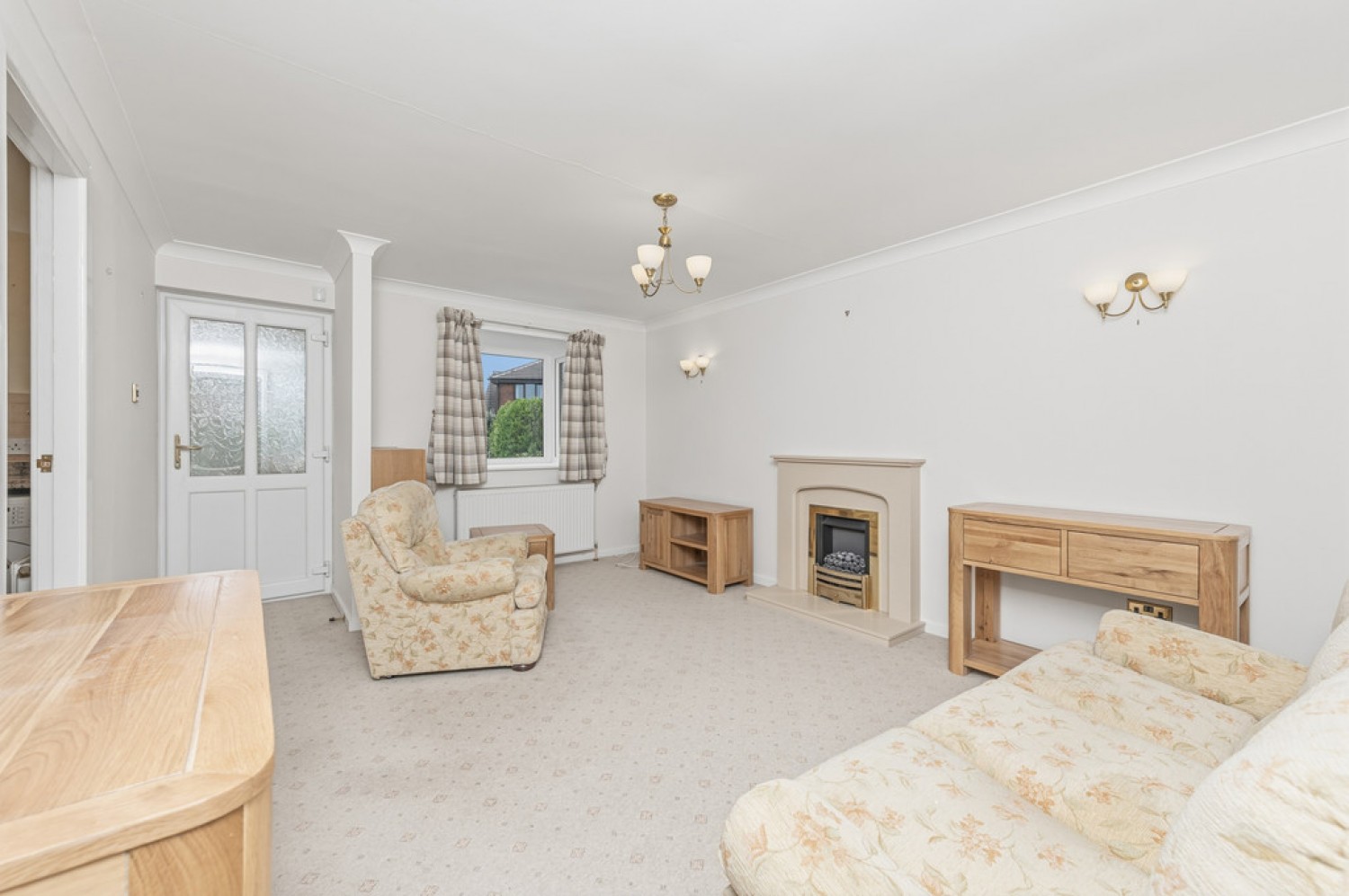 2 bedroom Bungalow for Sale St Johns Court, Lepton