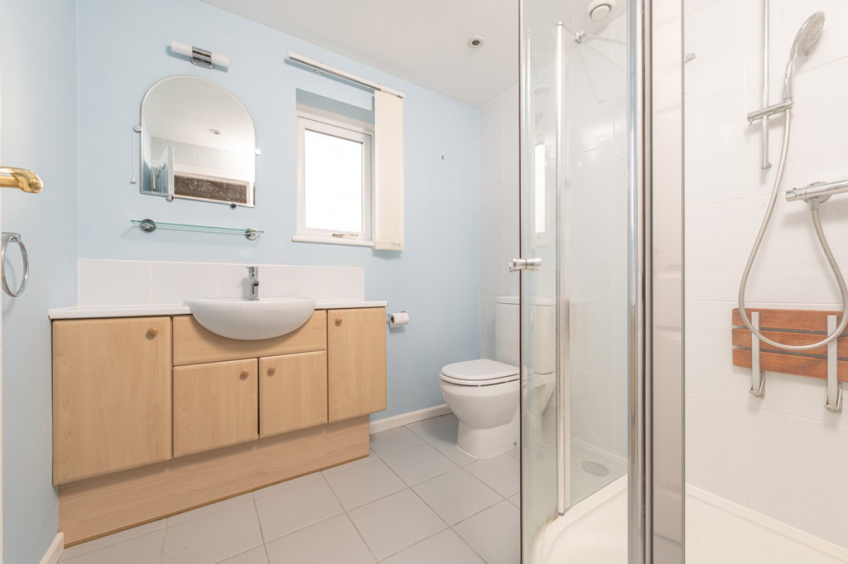 St Johns Court, Lepton