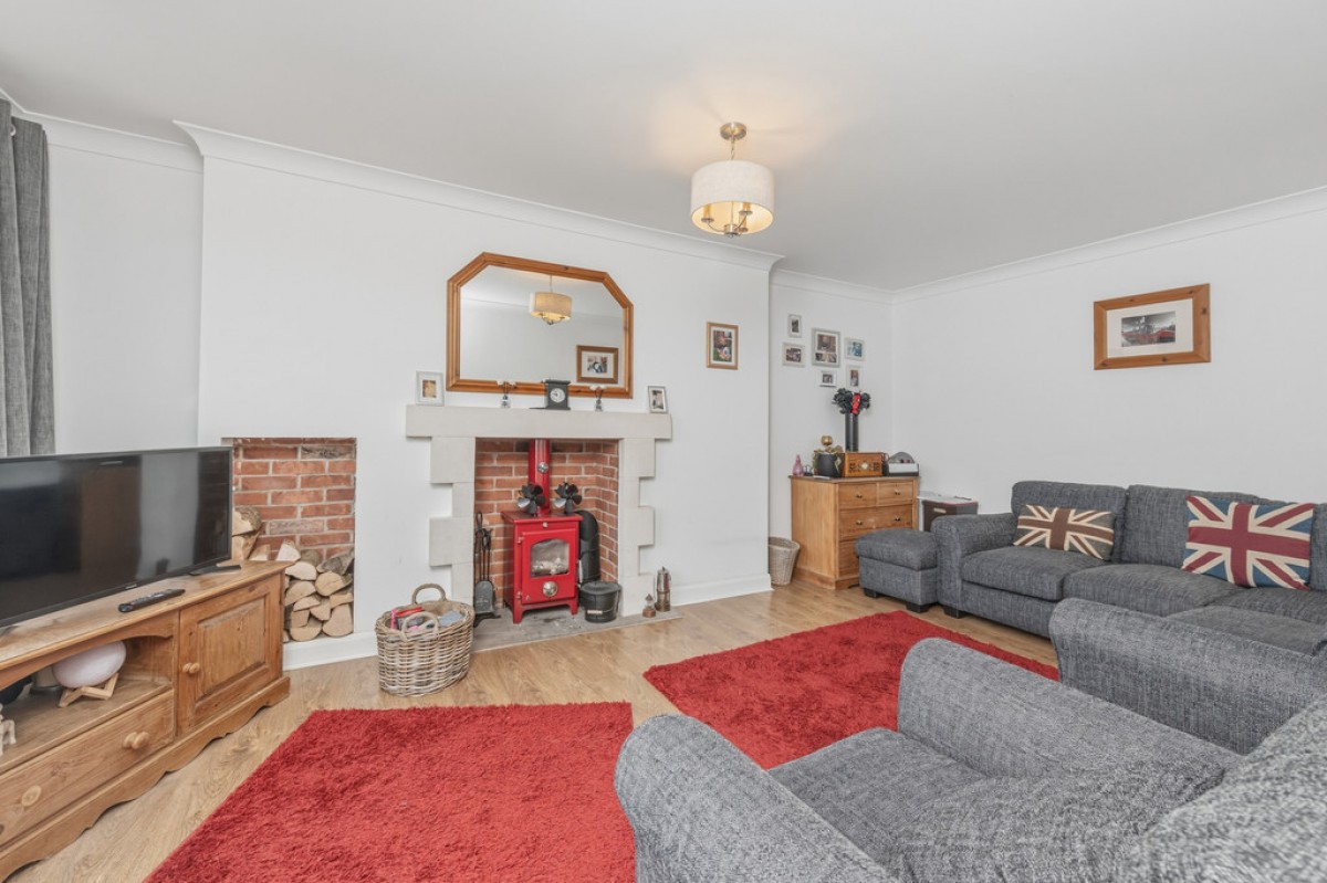 Coxley View, Netherton