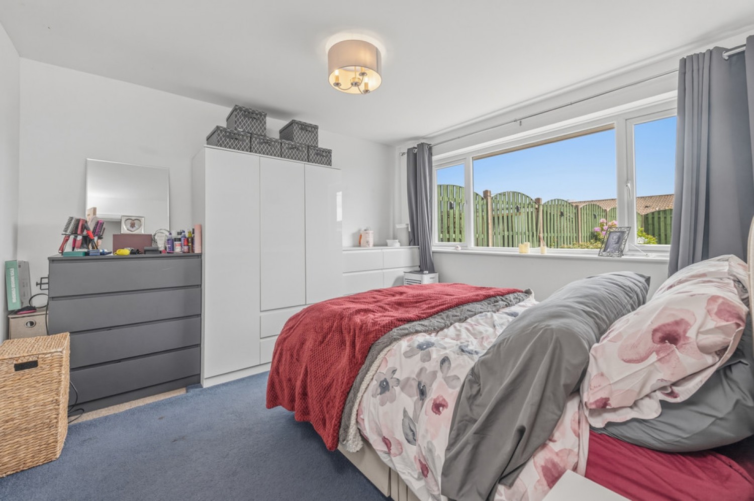 2 bedroom Bungalow for Sale Coxley View, Netherton