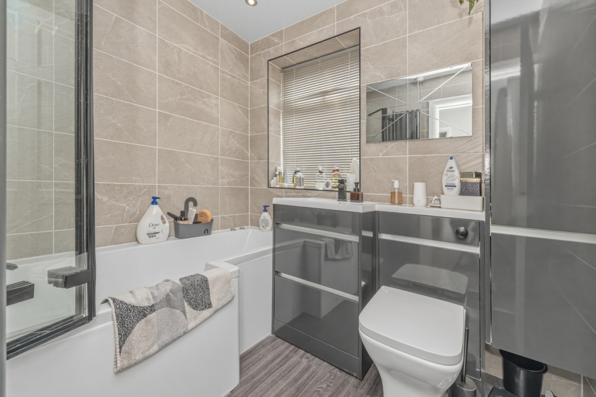 Coxley View, Netherton