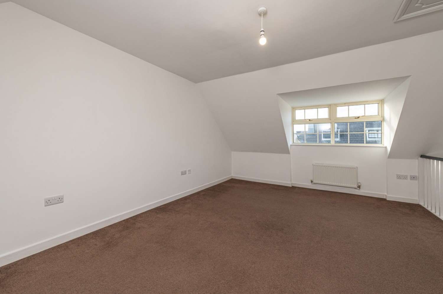 3 bedroom House for Sale Fell Grove, Ferndale