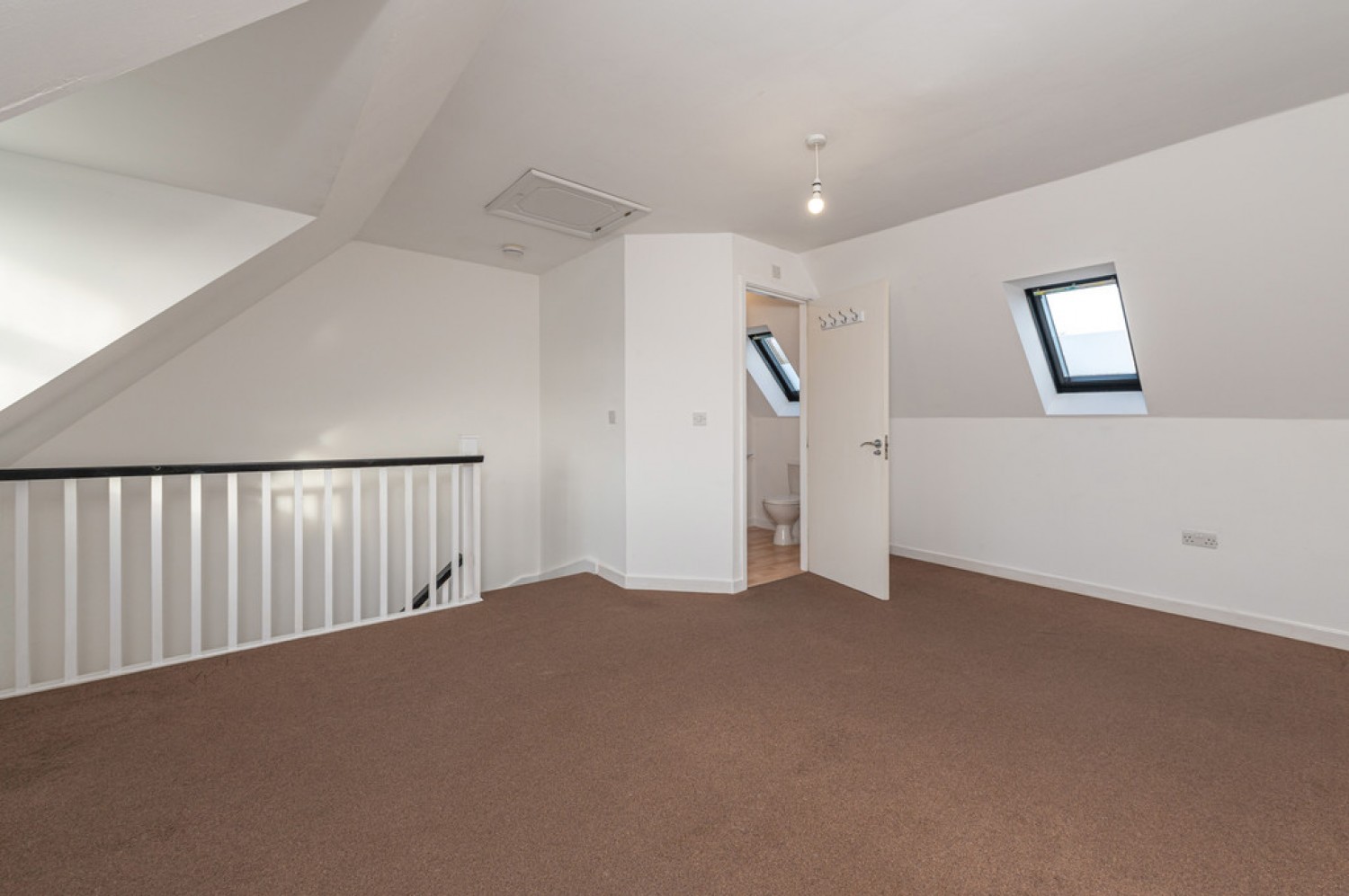 3 bedroom House for Sale Fell Grove, Ferndale