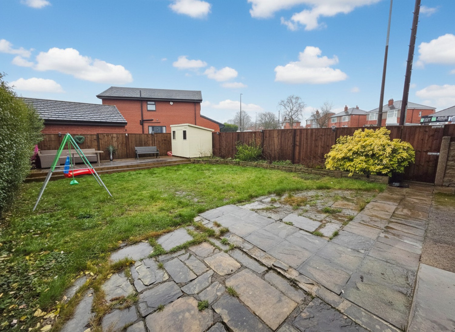 2 bedroom House for Letting Huddersfield Road, Norristhorpe