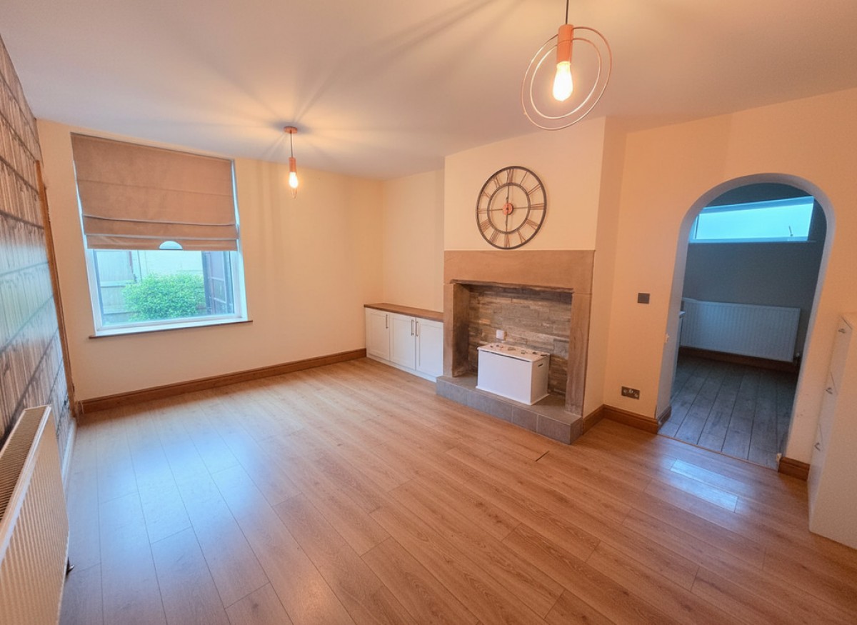 Huddersfield Road, Norristhorpe