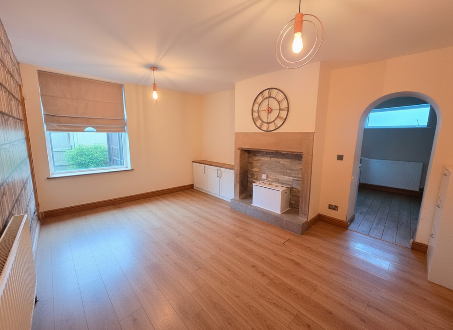 2 bedroom House for Letting Huddersfield Road, Norristhorpe