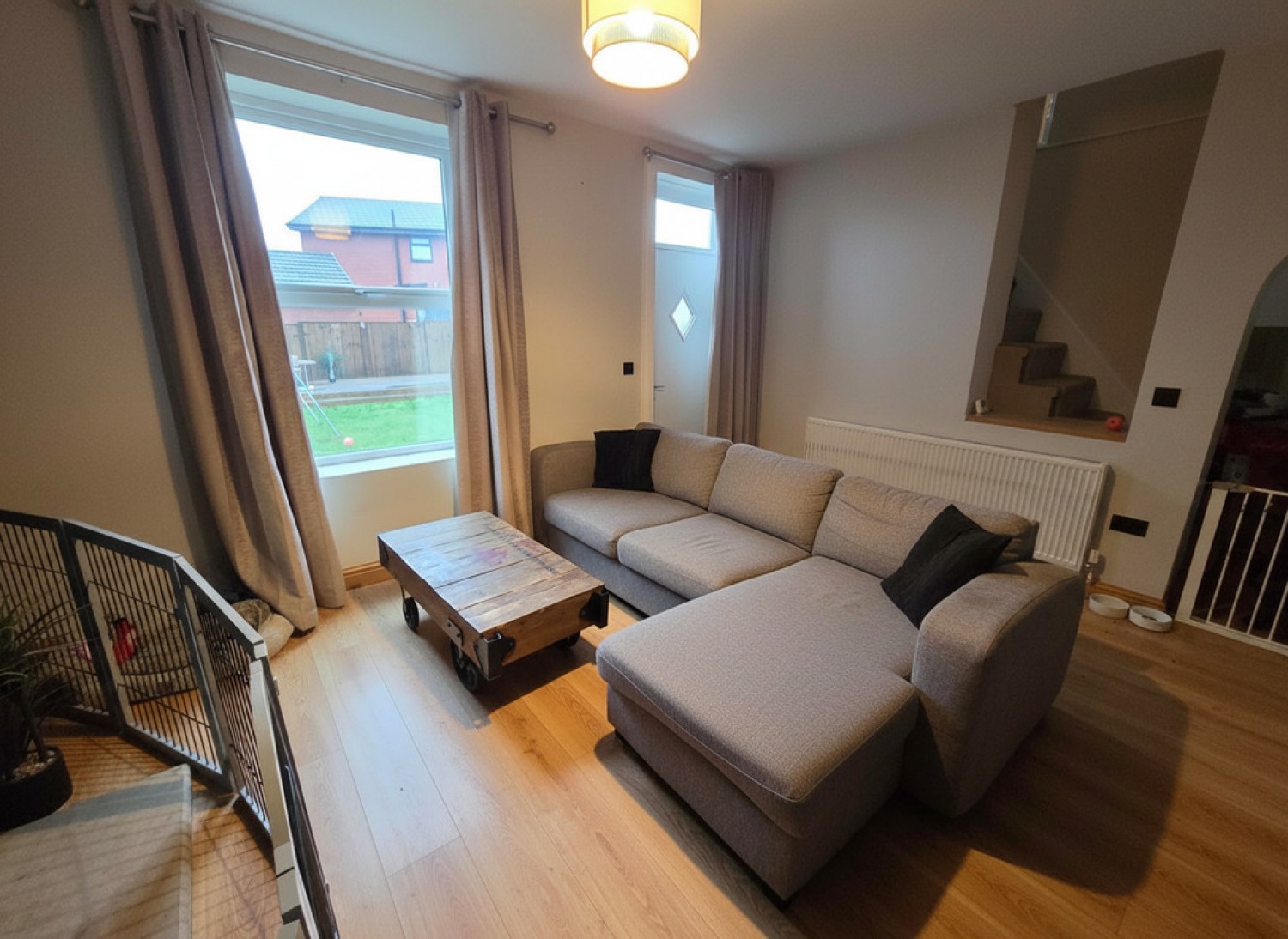 2 bedroom House for Letting Huddersfield Road, Norristhorpe