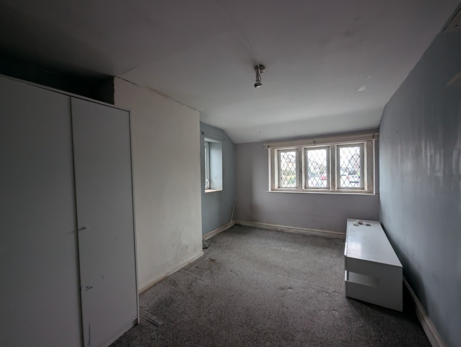 3 bedroom House for Sale Halifax Road, Brighouse