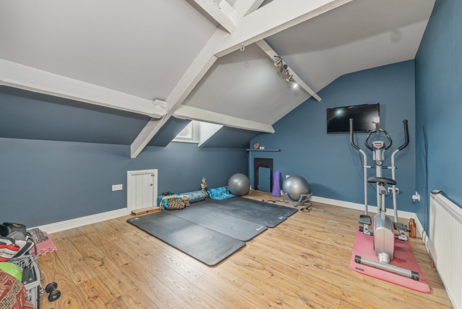 5 bedroom House for Sale Wentworth Street, Huddersfield