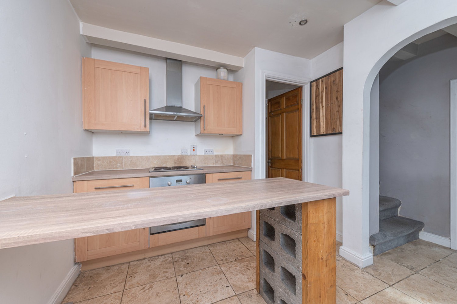 2 bedroom House for Sale Blackmoorfoot Road, Crosland Moor